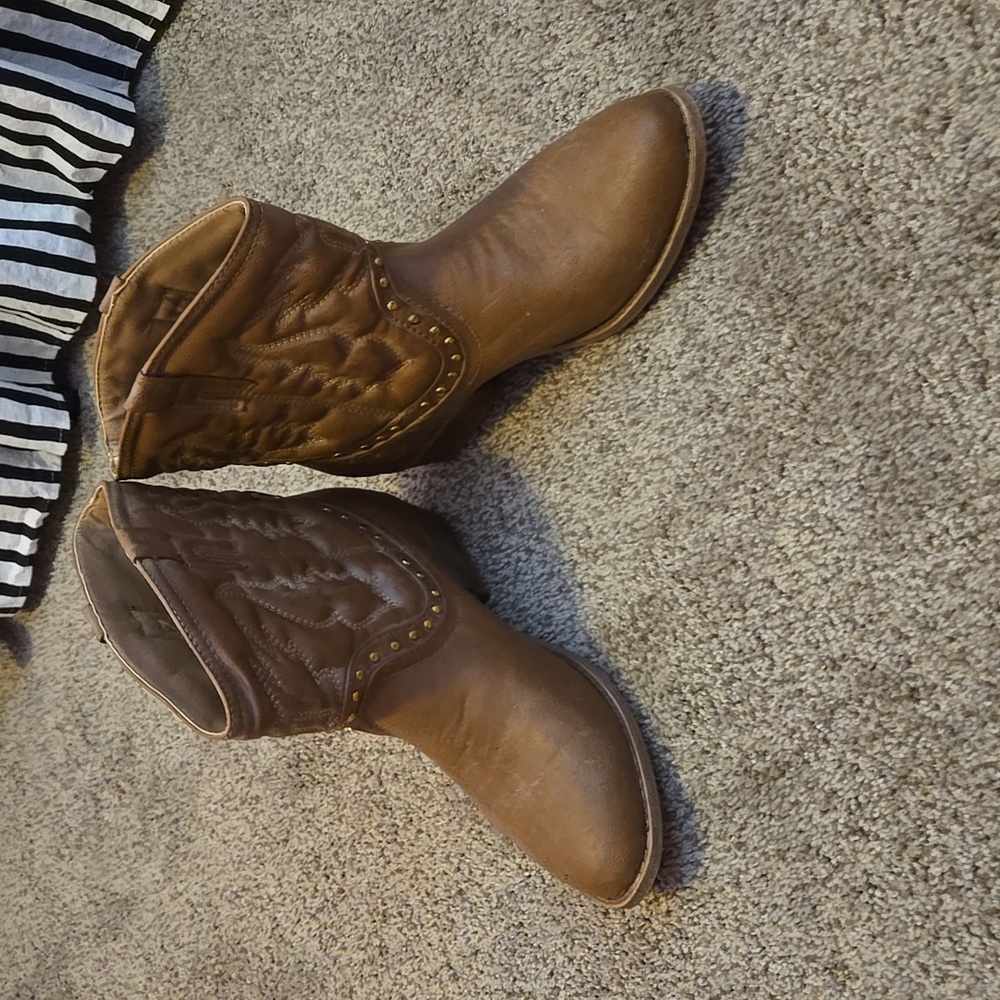Womans Cowboy Boots